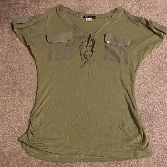 Venus small olive green tee - Picture 1 of 7